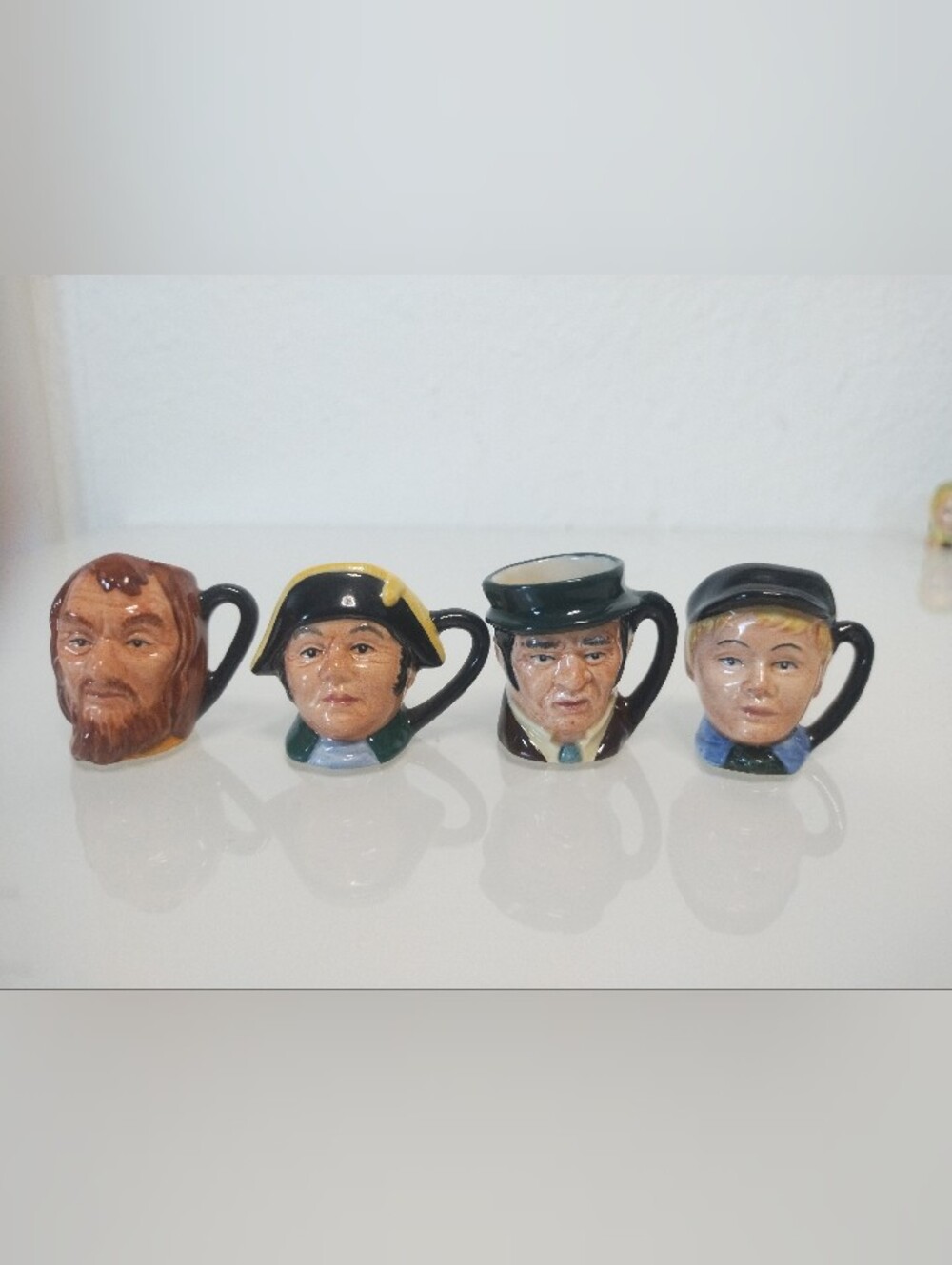 Vtg Royal Doulton Tiny Toby Jugs Set of 4- Oliver Twist Collection 1982-1989